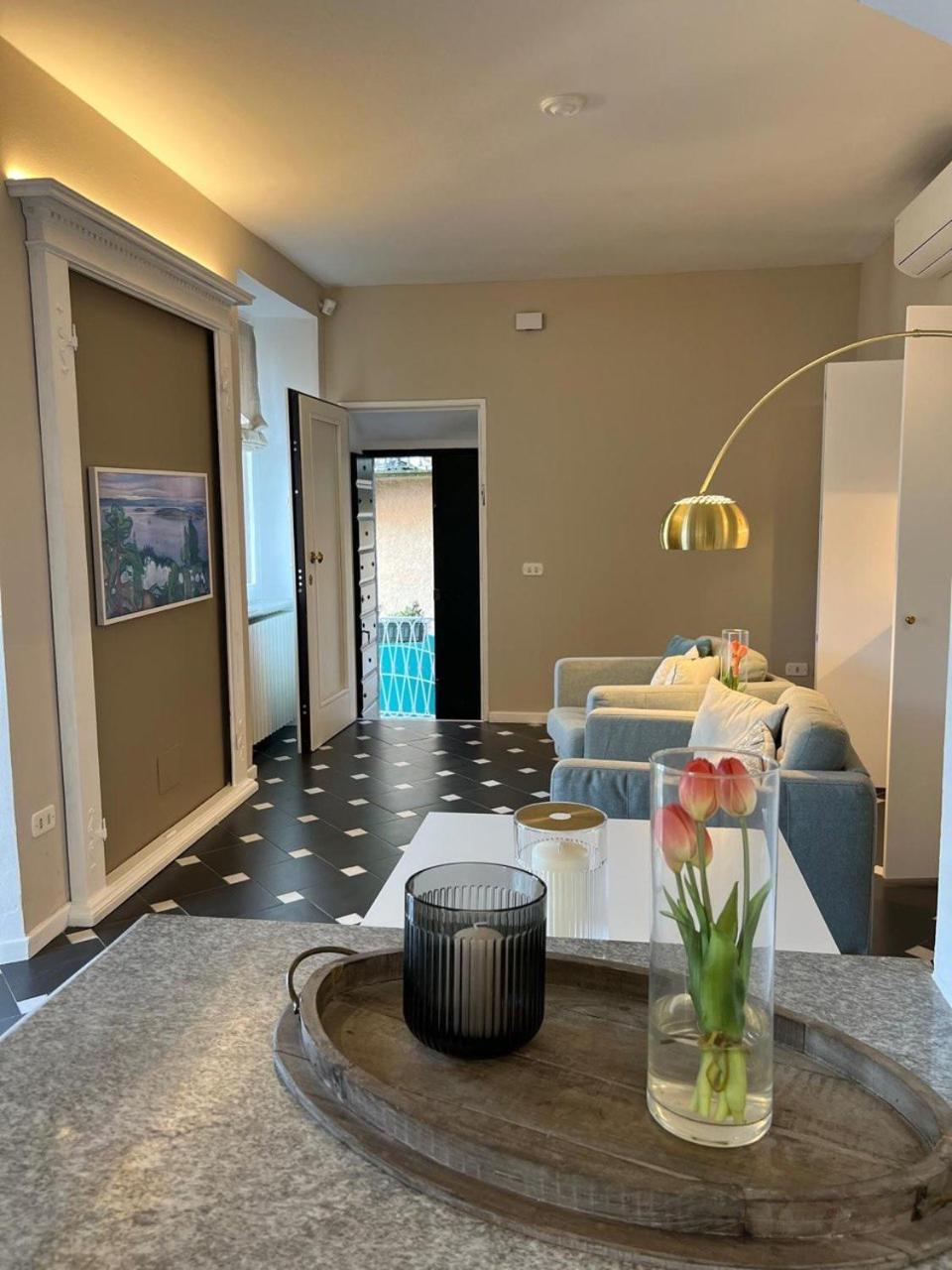 Divina Vita Apartments Варена Екстериор снимка