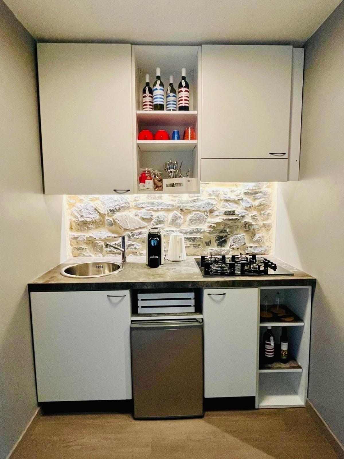 Divina Vita Apartments Варена Екстериор снимка